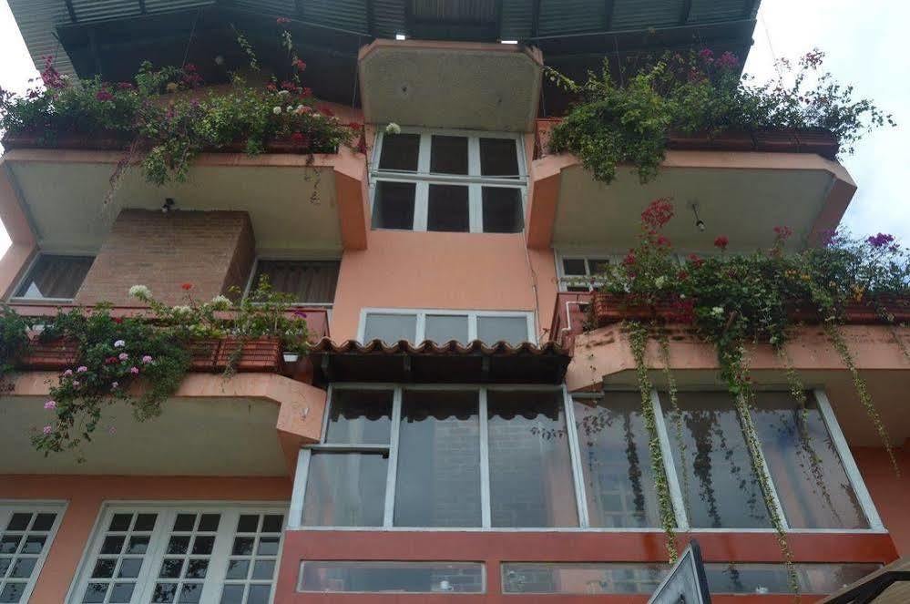 Euro Hostal Gwatemala Zewnętrze zdjęcie