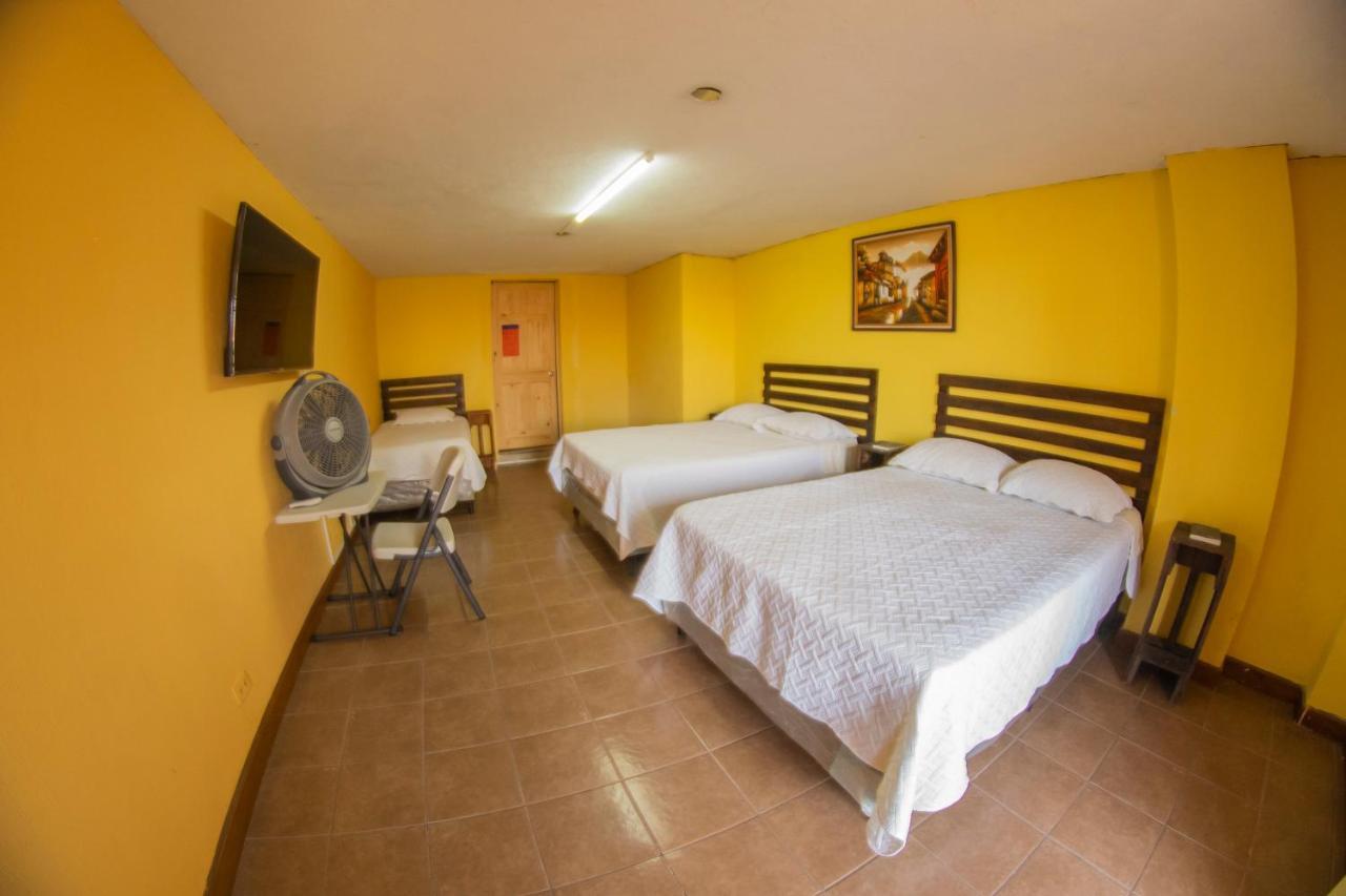Euro Hostal Gwatemala Zewnętrze zdjęcie