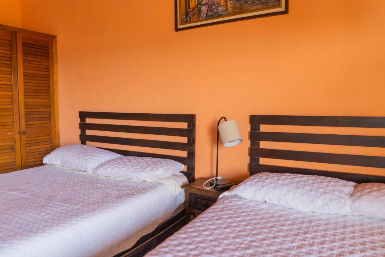 Euro Hostal Gwatemala Zewnętrze zdjęcie