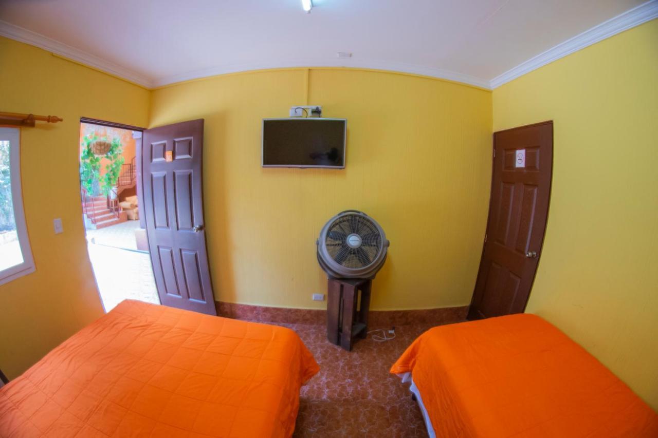 Euro Hostal Gwatemala Zewnętrze zdjęcie