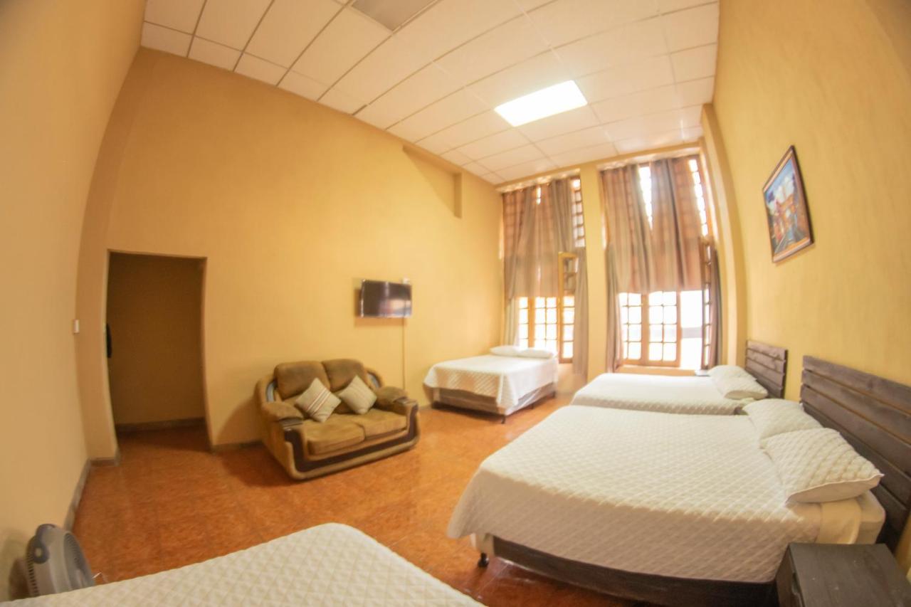 Euro Hostal Gwatemala Zewnętrze zdjęcie